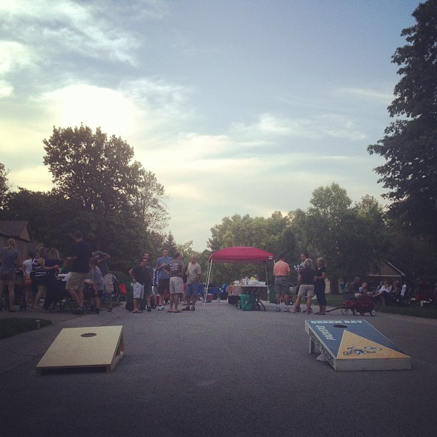 Neighborhood block party Reason #467 why my neighborhood is awesome.