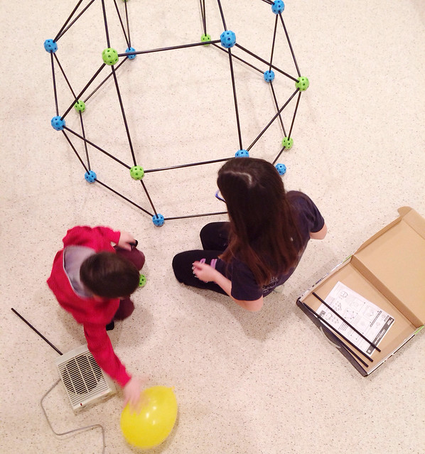 Discovery Kids Construction Fort Kit