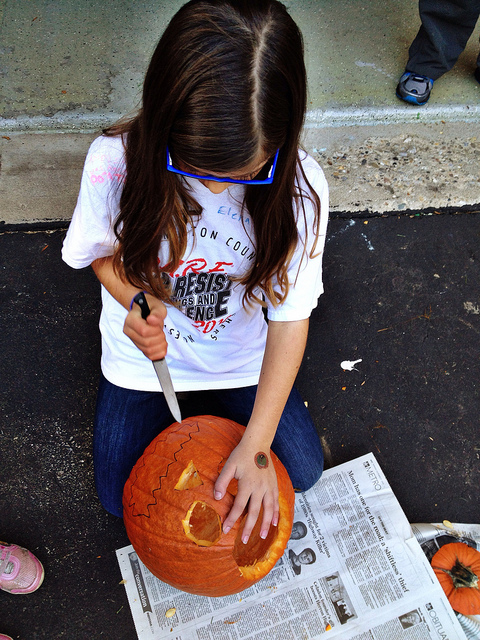 Tween carving pumpkins Tween carving pumpkins