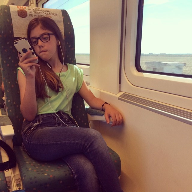 kids using public transportation