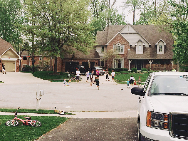 Screen-Free Neighborhood