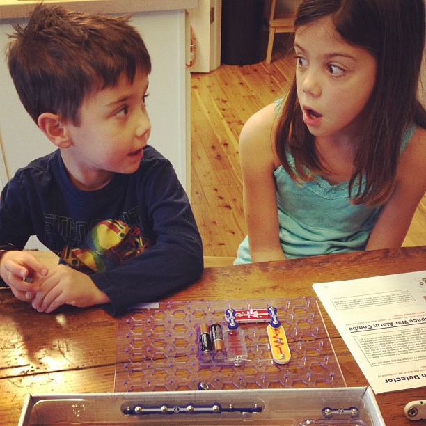 Snap Circuits Jr. is ahh-mazing!